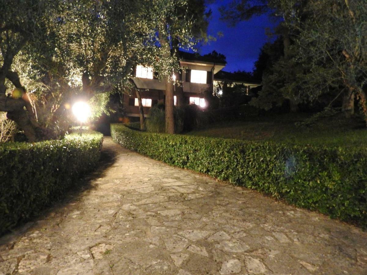 Villa Dall Acqua Pesaro Kültér fotó